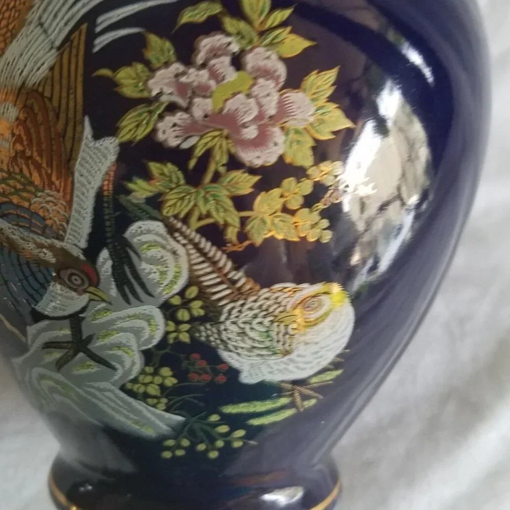 VTG JAPAN Cobalt Blue & Gold Pheasant Porcelain Ginger Jar Vase 6